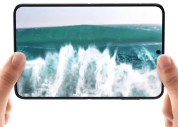 Lupta pliabilelor explodează! Huawei accelerează, iar Apple pregătește „arma secretă” care poate zgudui piața