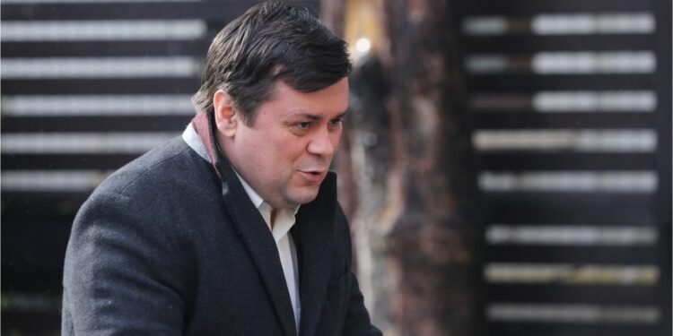 Cum aleg primarii pe cine concediază. Metode inedite la primăriile din Gorj!