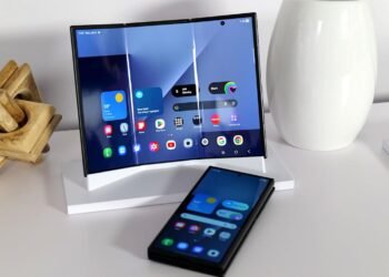 Samsung retrage telefonul „viitorului”: Galaxy Z TriFold dispare după doar câteva luni pe piață