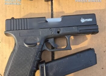 Peste 100 de pistoale descoperite într-un camion turcesc la Calafat