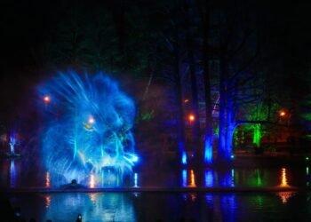 Arteziana plutitoare, noul magnet pentru turiști al Craiovei, la Târgul de Paște