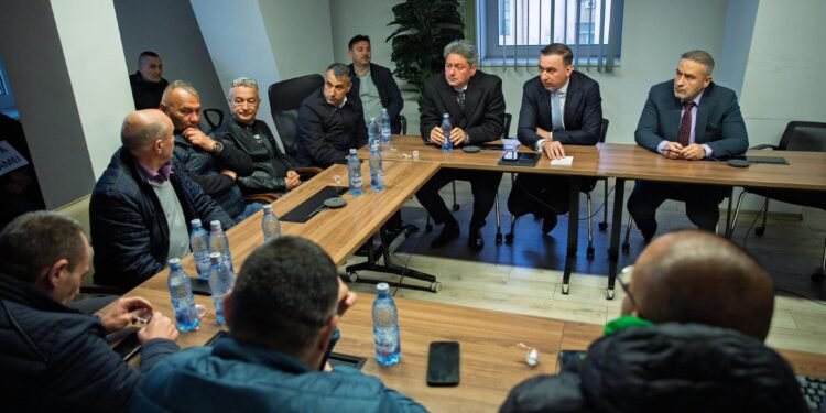 Politicienii caută vinovați, nu soluții pentru CE Oltenia