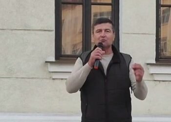 CE Oltenia dă afară tineri, dar blochează pensionările