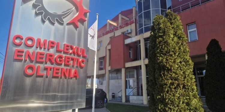 Apel la solidaritate în cadrul Complexului Energetic Oltenia: sindicatul cere pensionări voluntare pentru protejarea locurilor de muncă