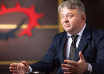 Lovitură grea pentru foștii șefi ai Complexului Energetic Oltenia: trebuie să dea înapoi peste 4,3 milioane de lei!