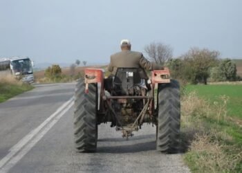 Beat pe tractor, în drum spre biserică. Lanț de infracțiuni!