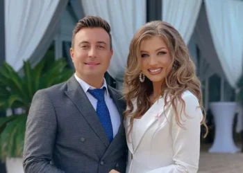 Despărțire cu scântei în showbiz! Anunțul făcut de Codruța Filip l-a luat prin surprindere pe Valentin Sanfira