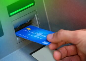 „Escrocul de Facebook” din Gorj nu s-a potolit nici după condamnare