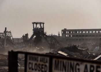 Prăbușirea Gorjului. Patru mii de contracte de muncă dispărute în 2025. Alte mii în 2026!