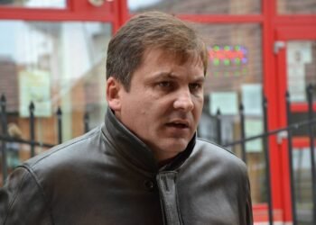 Sindicatele din Motru și Rovinari luptă între ele pentru menținerea locurilor de muncă