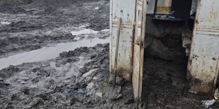 Furt pe „ultima sută de metri” în minerit! Hoți prinși în flagrant la Cariera Roșiuța