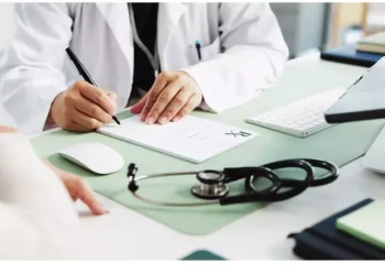 Un medic din Craiova acuzat de mii de consultații fictive scapă de dosar. Află cum!