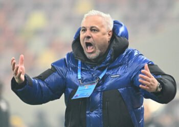 „Ce i-a făcut Baiaram de nu îl mai bagă?” Şumudică a explodat după deciziile lui Coelho la Universitatea Craiova!