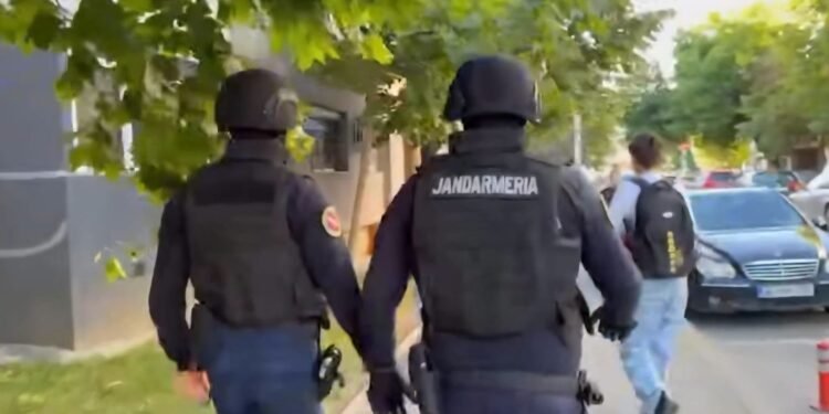 5.000 de tone de deșeuri periculoase îngropate în Gorj. Alertă națională!