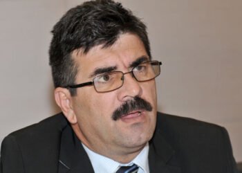 Echipa Ciurel, prime ilegale de milioane de euro. CE Oltenia pierde procesele, deliberat