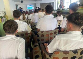Elevă din Motru, prima admisă la Colegiul Național Militar „Tudor Vladimirescu” Craiova