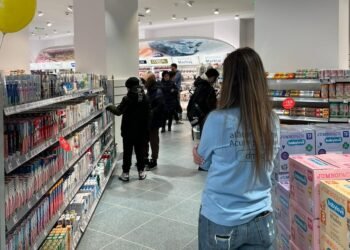 Cauți un job în Târgu Jiu? dm și Tom Tailor fac angajări și oferă beneficii atractive