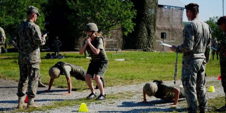 Document: Elevii de 18 ani, trimiși la Centrul Militar Gorj