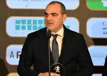 Doi nigerieni tineri pentru Universitatea Craiova