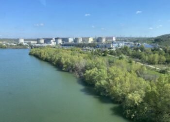 Seceta lovește în plin sistemul energetic. Dunărea seacă, iar centralele încep să se oprească