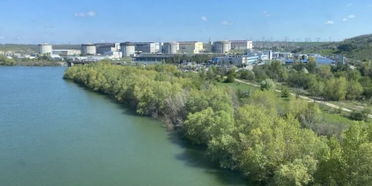 Seceta lovește în plin sistemul energetic. Dunărea seacă, iar centralele încep să se oprească