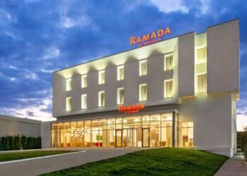 Firma care deține un mare hotel la Târgu Jiu și-a cerut insolvența. Proiect ratat pe Tranziție Justă!