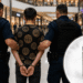 Scandal la mall, minor dus în arest