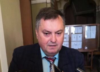 Comuna din Gorj cu două nașteri la 79 de decese