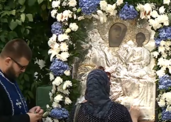 Icoana făcătoare de minuni de la Madona Dudu s-a întors acasă, după 4 ani de restaurare