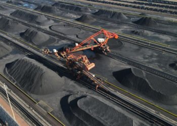 China face un pas istoric în industria cărbunelui