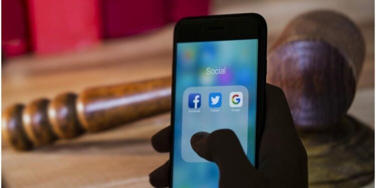 Primul gorjean condamnat pentru instigare publică după un mesaj pe Facebook