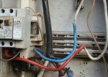 A furat energie timp de doi ani