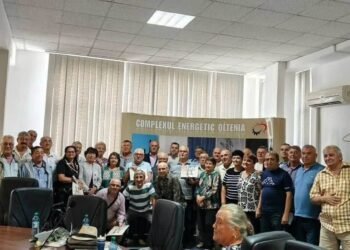 „Generația de aur” s-a întors la Termocentrala Rovinari. Aproape 200 de foști angajați s-au revăzut după ani de zile