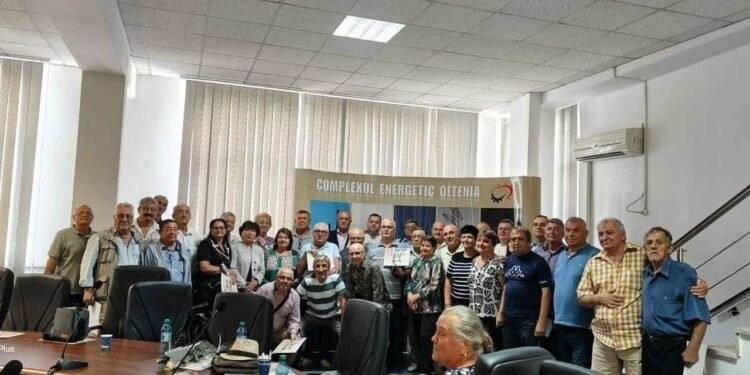 „Generația de aur” s-a întors la Termocentrala Rovinari. Aproape 200 de foști angajați s-au revăzut după ani de zile