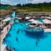 Ultimele zile de vară, la preț redus! O cunoscută piscină din Gorj scade tarifele înainte de închiderea sezonului