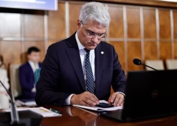 Pîslaru: Guvernul nu mai intenționa să închidă grupurile de la Turceni, Rovinari și Craiova. „De ce tot acest circ?”
