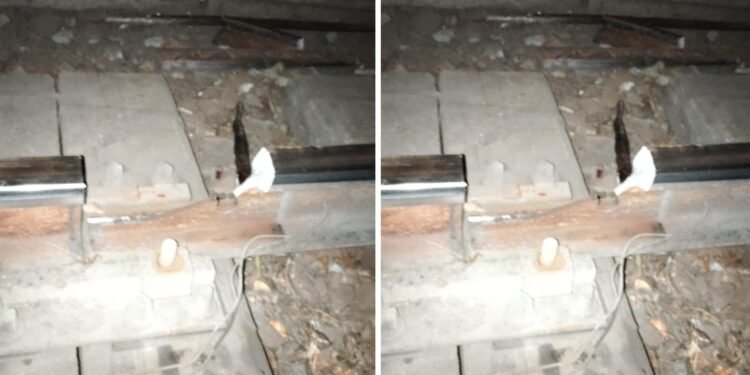 Încă o șină ruptă pe calea ferată! Tren blocat aproape trei ore și întârziere de 178 de minute