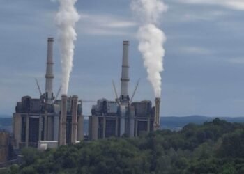Acceptă guvernul 400 de angajări la Termocentrala Rovinari?