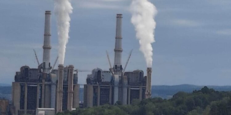 Acceptă guvernul 400 de angajări la Termocentrala Rovinari?