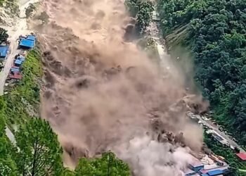 Viitură devastatoare în Himalaya: peste 800 de morți și mii de dispăruți. Apa ar fi atins 190 km/h