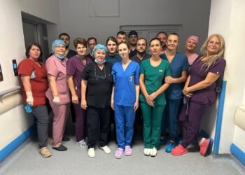 Patru oameni au primit o nouă șansă la viață după un gest uriaș făcut la Craiova. Echipa medicală care a făcut posibil miracolul