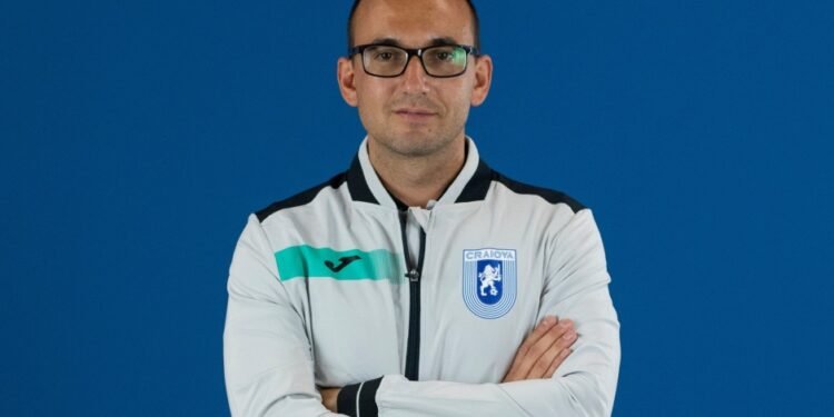 Despărțire cu suflet de Universitatea Craiova. Cornel Blejan pleacă după 11 ani: „De la fiecare antrenor am învățat”
