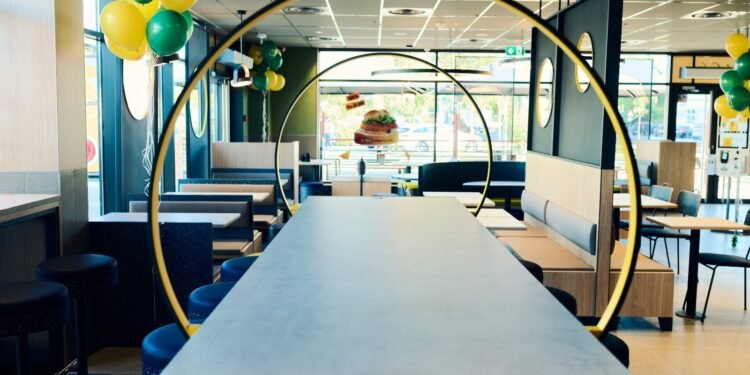 Un nou McDonald’s la Craiova. HoReCa bagă milioane înaintea Târgului de Crăciun