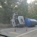 DN 67, blocat! Autocisternă răsturnată pe șosea, șoferul are nevoie de îngrijiri medicale