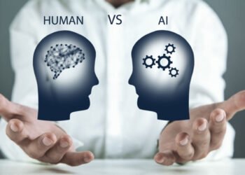 Roboții au început să vorbească între ei pe limba lor! Oamenii se uită la mesaje și nu mai înțeleg nimic