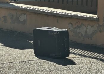 Trafic blocat în Craiova din cauza unui bagaj suspect. Intervin SAS și SRI!