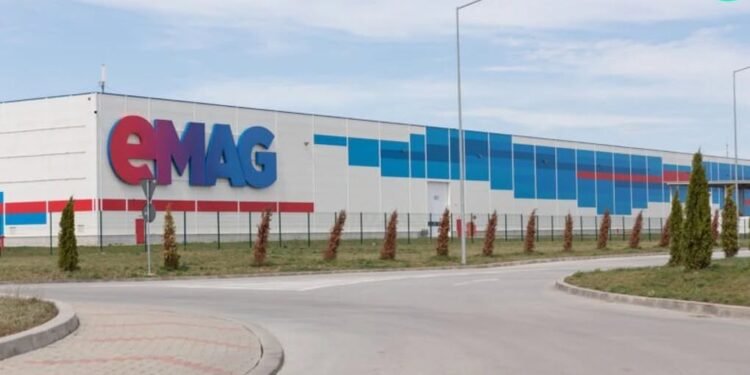 eMAG schimbă tarifele Genius înaintea sezonului de reduceri