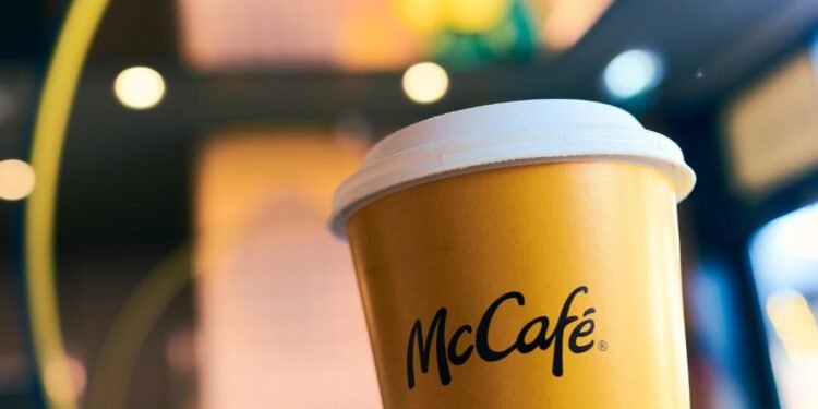 FAN Courier, McDonald’s și JYSK fac angajări la Târgu Jiu. Ce salarii și beneficii oferă