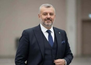 Renunță la funcția politică pentru a fi director în minerit