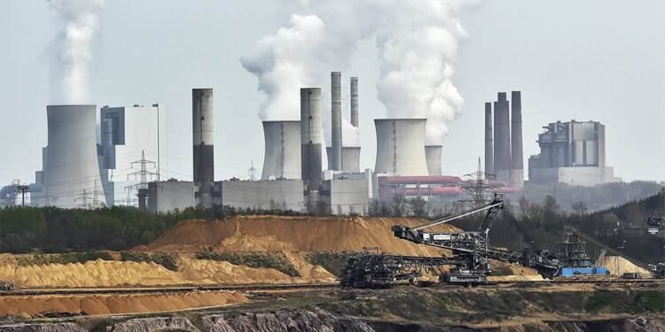 Europa se întoarce la cărbune! Gazul s-a scumpit atât de mult încât termocentralele pe lignit au devenit mai profitabile